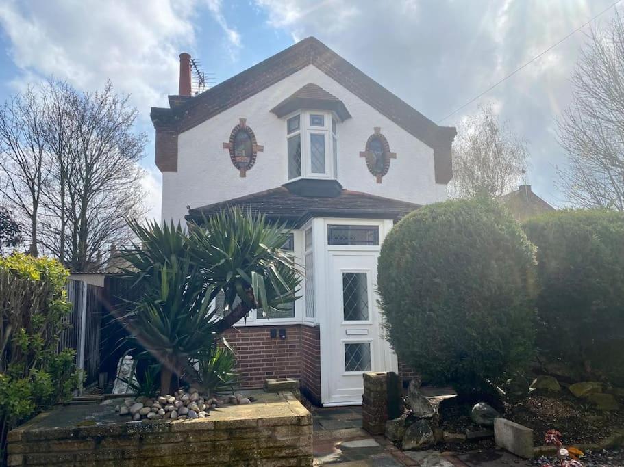 Charming Seaside Cottage In Leigh-On-Sea Southend-on-Sea Exterior foto